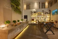 Hako Hotel Mount Austin - 3 ดาว