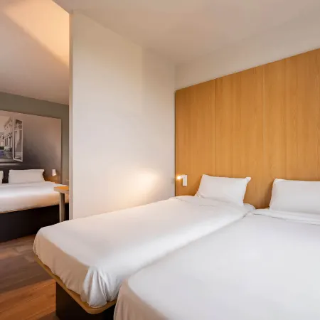 B&B HOTEL Valenciennes Onnaing