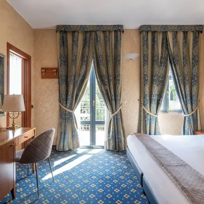 Boutique Hotel Dieci Hotels near Piccolo Museo Istituto Neurologico Carlo Besta
