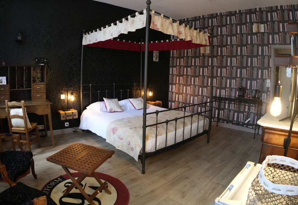 The Originals Boutique, Hôtel Roca-Fortis, Rochefort - Housity