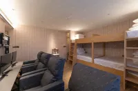 Yangzhou Wenrui E-Sports Hotel