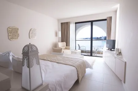 La Badira - Adult Only