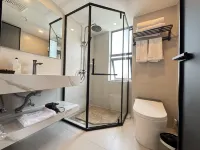Yihao Hotel (Wanda Branch, South Square, Zhenjiang Railway Station)