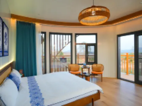 Pomegranate Garden Homestay Hotels in Xiajiang