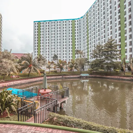 Hotel O Ciputat Near Apartment Green Lake View Ciputat