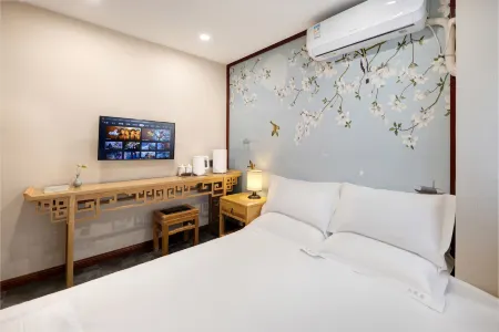 Le Chao Ju Inn (Huayan Temple of Datong ancient city)