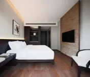 Fenghuangliuyuan Garden Hotel