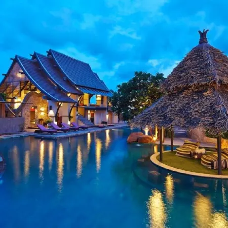 Villa Villa Pattaya Отели рядом с достопримечательностью «Ват Суттхават»