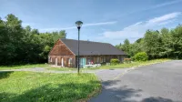 Vacancéole - Residence le Domaine du Bosquet فنادق في Meyrignac-l'Eglise
