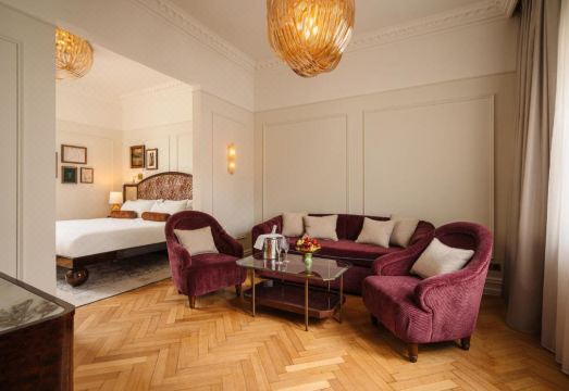 4. 호텔 플뢰르 드..