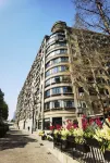 Lively Journey Homestay (The Bund)