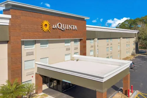 La Quinta Inn & Suites by Wyndham Jacksonville Mandarin