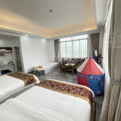 Tangquan Mingwu Hostel Hotels near Riyuegu Hotsprings