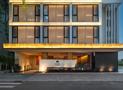 안만 미스티 와일드 럭셔리 리버뷰 호텔 (가오좡시솽징 스타 나이트 마켓)