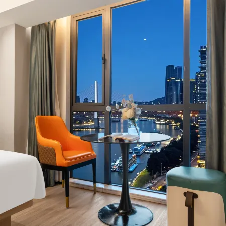 FORMONT High-Rise River View Hotel (Chongqing Hong Ya Dong Jiefangbei Pedestrian Street, Chongqing)
