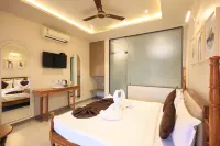 Hotel King Garden Hotels in Satara