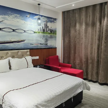 Huanju Business Hotel