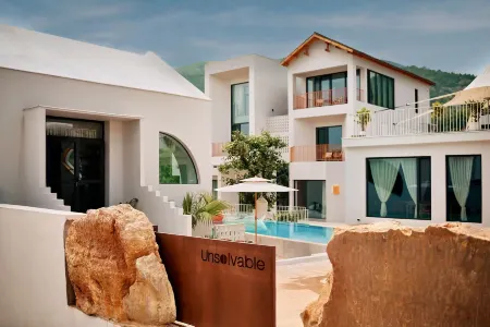 Wujie UNSOLVABLE Private Hot Spring. Healing. Wellness. Art Boutique Stay