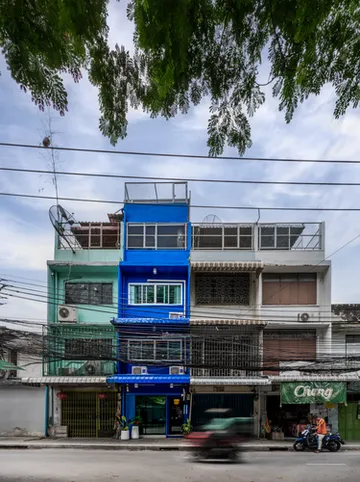 รูปภาพของบลูเฮ้าส์ 191 โฮมเทล 5นาที จากบีทีเอสสะพานตากสิน