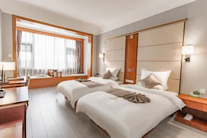 Yunnan Commercial Hotel(云南商业饭店（解放军昆明总医院大观公园店