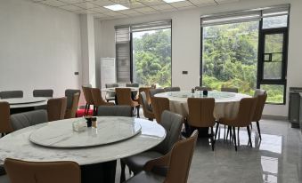 Champs Elysees Resort (Huidong Andun Hot Tang Branch)