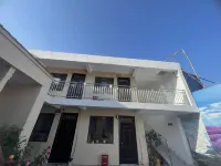 Hesuo Homestay (Liuxing Street)