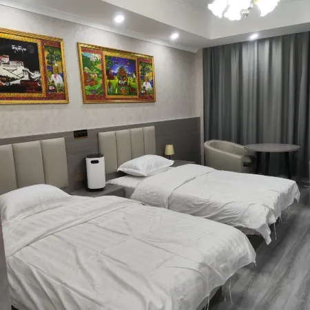 Tongjiang Lianzang Inn