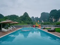 SYYF Holiday Hotel(Yangshuo Shiyuyuanfang) - 5 Yıldız