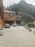 扎尕那靜靜的瑪尼石民宿