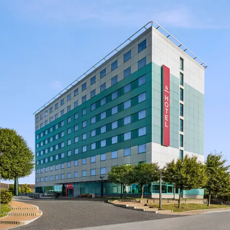 Amedia Express Prag, Trademark Collection by Wyndham Отели рядом с достопримечательностью «Прага 11»