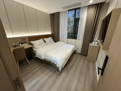 Lianju Apartment - 2-Star