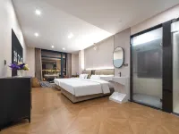 Hefengshiyu · VibeParis Sea View | French Designer Homestay