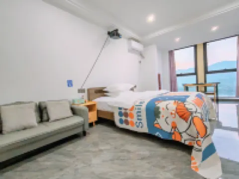 Yunshang Chunjiang City Homestay (Tonglu Fuchunjiang Branch)