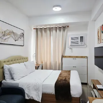 Acellyne Suites at Green 2 Residences with Netflix!