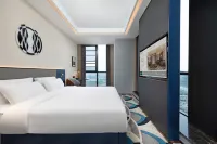 Guiyang North Railway Station West Square Madison Hotel