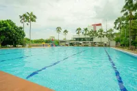 DREAM INN Aeropolis By Reccoma - Pools
