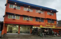 RedDoorz @ Johsons Pension House Butuan City Hotel di 