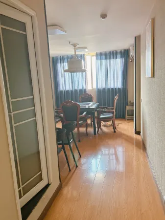 7Days Inn Chain Hotel (Chongqing Qianjiang Jiaoxi Road) Отели рядом с достопримечательностью «Chongqing Vocational Institute of Tourism»