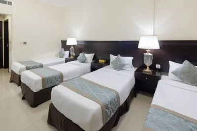 Snood Al Huda Hotels near Safa