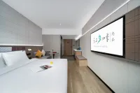 Fairyland Shangpin Hotel （Liupanshui People's square high-speed Railway Station Branch ） Hotels in Liupanshui