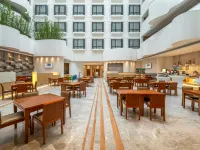 ฮอลิเดย์ อินน์ เอ็กซ์เพรส เสิ่นหยาง โกลเด้น คอร์ริดอร์ บาย IHG โรงแรมในเสิ่นหยาง