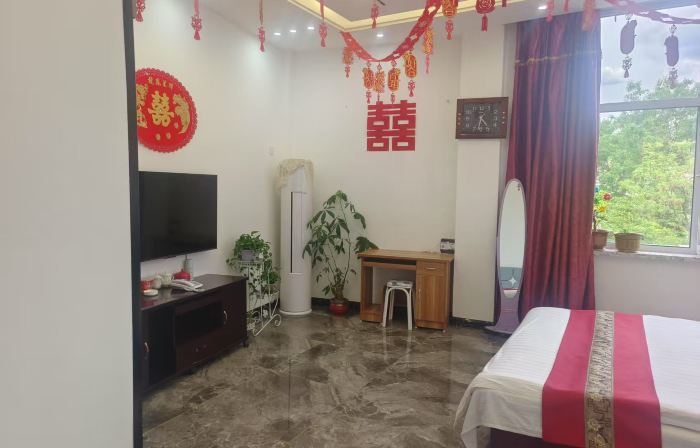 Beipiao Jintao Hotel