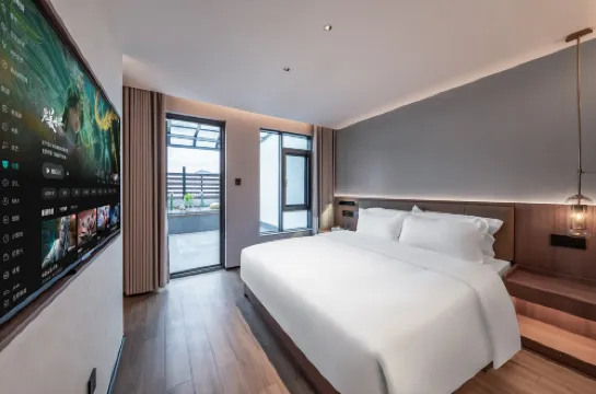 鉑婭時尚飯店（七花廣場店）