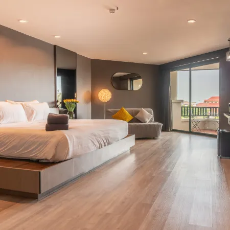 Solis Beach Hotel Rajamangala