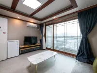 Sokcho Good Morning Hotel and Resort Hotel berhampiran Stadium Sokcho