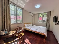 Rongguang Hotel (Tianzi Hot Spring)