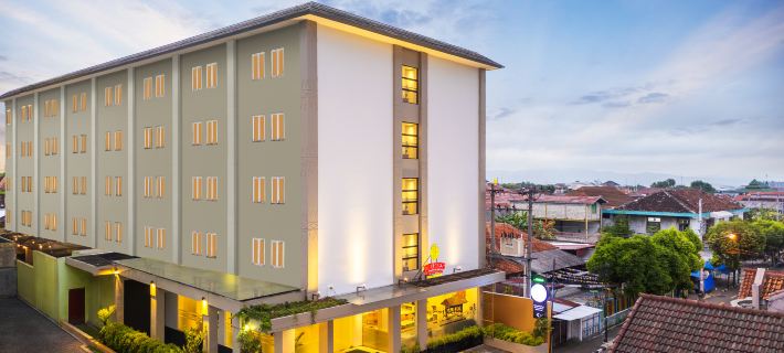 Indies Style Malioboro Hotel Hotels in Yogyakarta