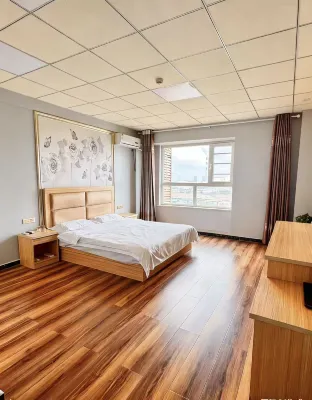 Lingwu Yunshengxiang Business Hotel - balcony