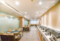 Urban Garden Hotel (Penglai Pavilion Street Dengzhou Road Market) - فطور