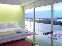 Semiramis Hotel - balcony